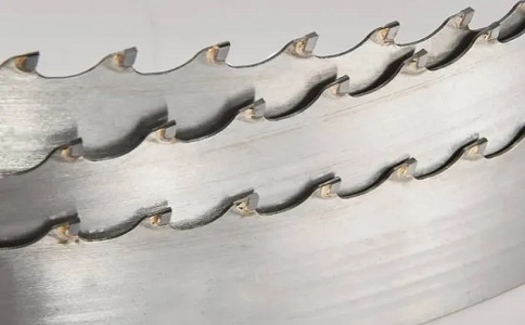 梁平硬质合金带锯锯条前后摆动解决方案