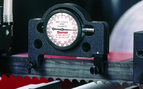 梁平锯切钛合金用双金属带锯条还是硬质合金带锯条？